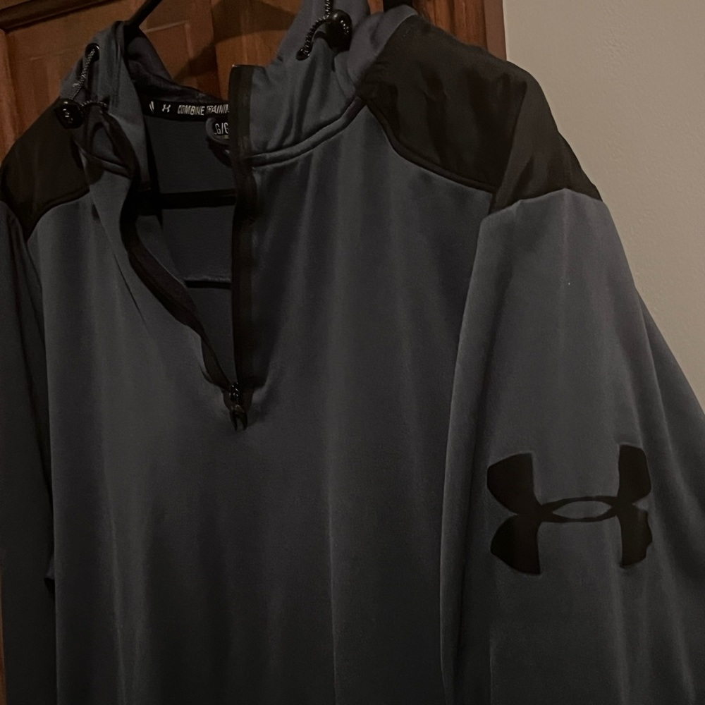 Under Armour Combine Training pullover